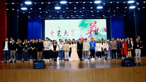 第五屆藝術文化節(jié)圓滿落幕 人工智能學院點亮科技與人文交融新篇章